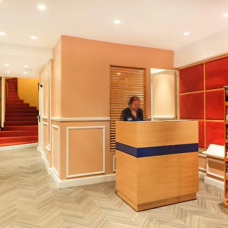 Maison Axel Opera מלון