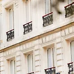 Maison Axel Opera