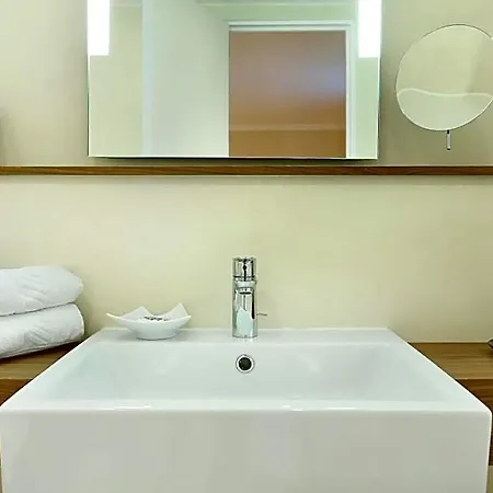 Maison Axel Opera 3* Париж