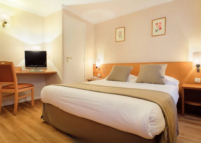 Hotel Maison Axel Opera Paris